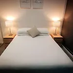 Braddon 1Br Apt, Wifi, Secure Parking, Amazing Location