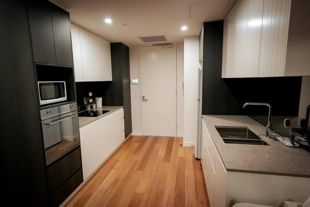 Apartment Braddon 1br Apt, Wifi, Secure Parking, Amazing Location